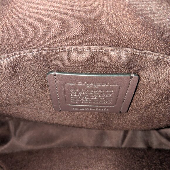 Coach - Ellie File Bag - In Signature Canvas - Picture 3 of 11